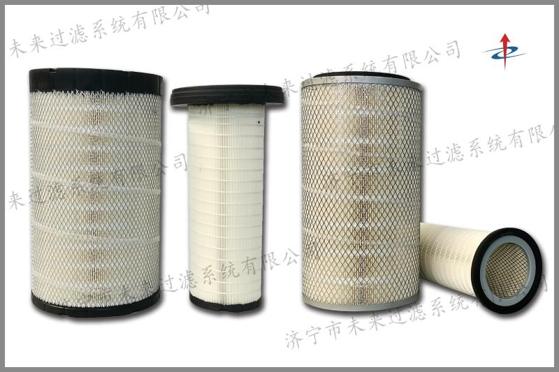 首先要打开发动机舱盖，确认拼搏网页版-拼搏(中国)
的位置，一般在轿车里面打开机舱盖开关，然后，打开机舱盖，并用撑杆顶好